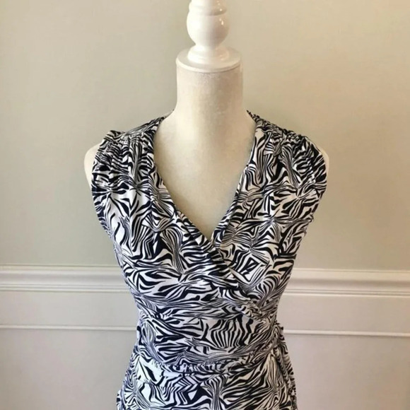 LK Bennett Gigi Jersey Wrap Dress 2 - Picture 5 of 9
